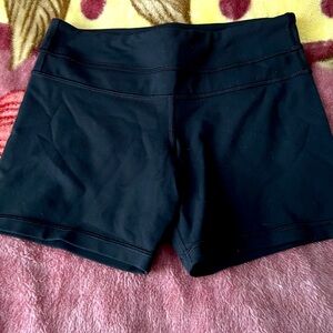 Short lululemon athletic size S
